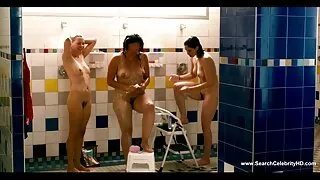La beauté avec le corps naturel a vidéo x gratuit en français donné le cul et a accepté de Creampie