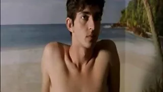 Une milf en chaleur veut baiser son futur video pono gratuit gendre et sa fille en même temps