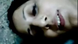 La pute video porno dingue russe Gina Gerson se fait baiser par des noirs dans tous les trous
