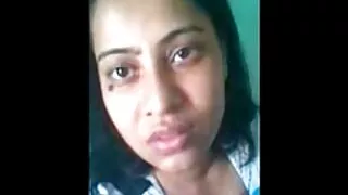 Elle adore les piercings aux tétons, alors c'est agréable de baiser une chienne dans la chatte xxx video grosse femme
