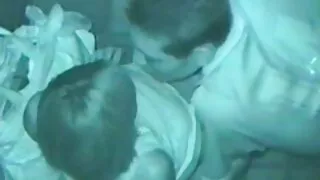 Posséder une ventouse en laisse baise activement et profondément sa bouche avec une bite video sexe gratuit