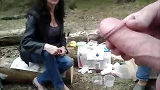 Une nana russe sensuelle vidéo porno gratuit black se fait baiser dans le cul